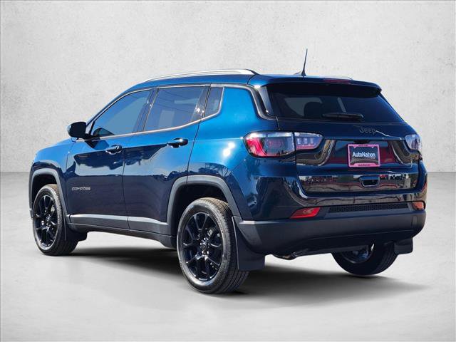 Used 2026 Jeep Compass Latitude AWD/4WD image 8