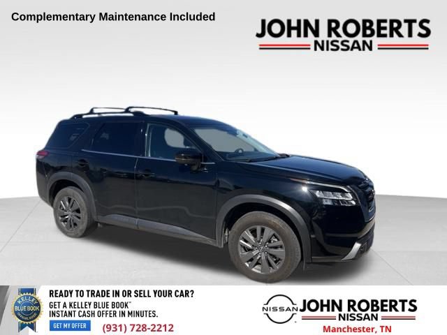 Used 2023 Nissan Pathfinder SV