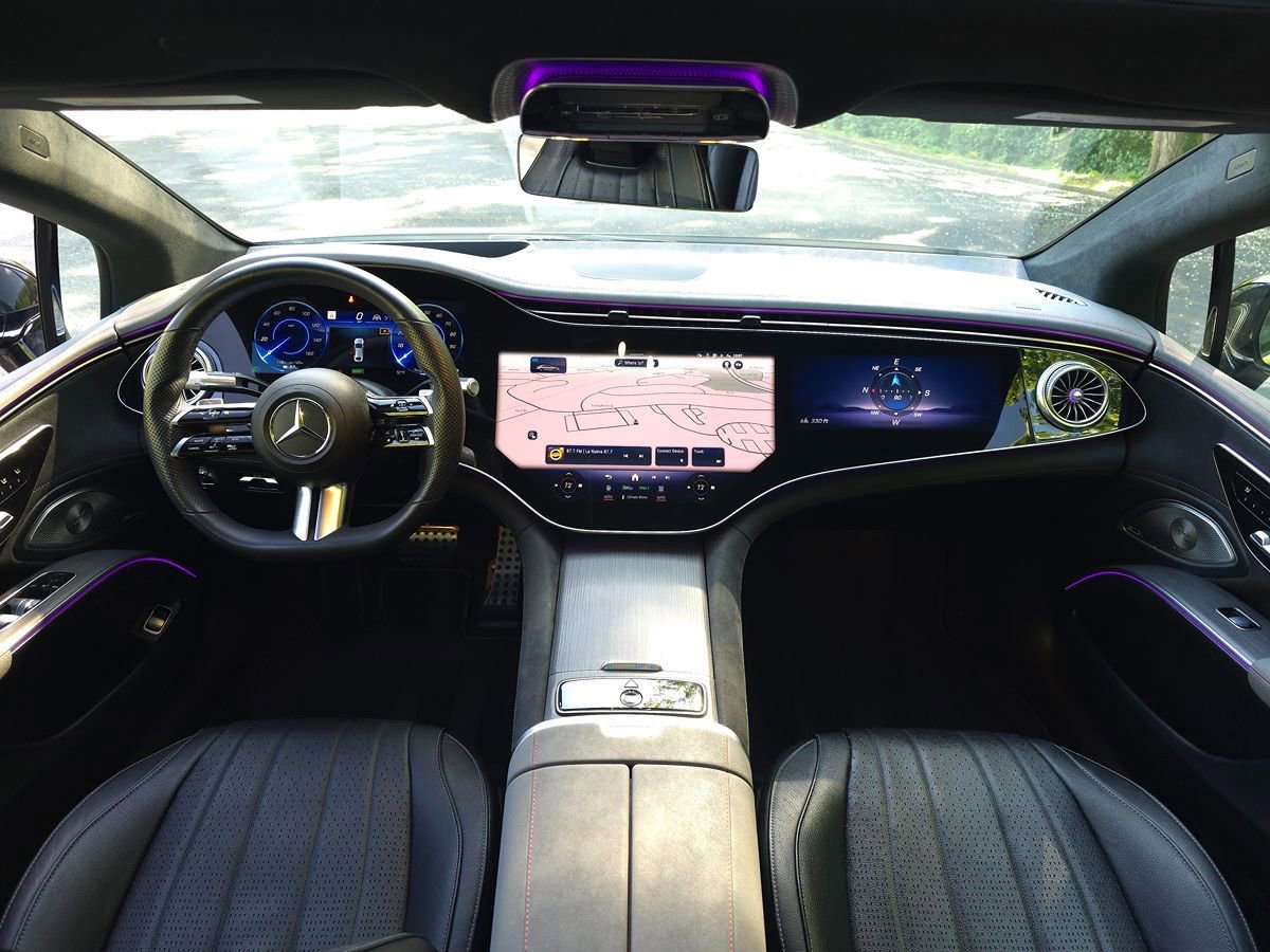 Used 2022 Mercedes-Benz EQS 580 4MATIC Sedan image 10