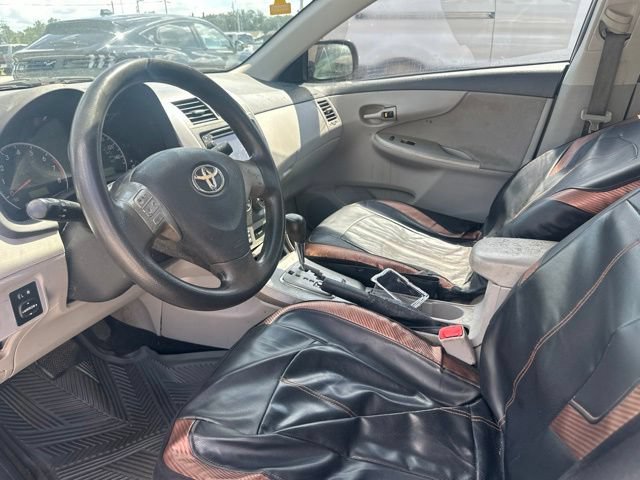Used 2013 Toyota Corolla LE FWD image 12