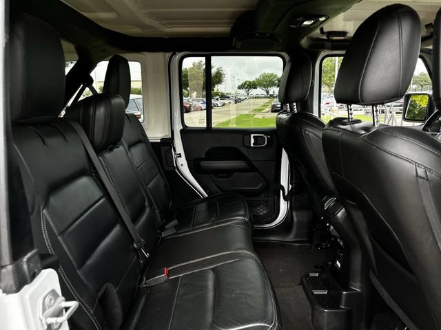 Used 2018 Jeep Wrangler Unlimited Sahara AWD/4WD image 28