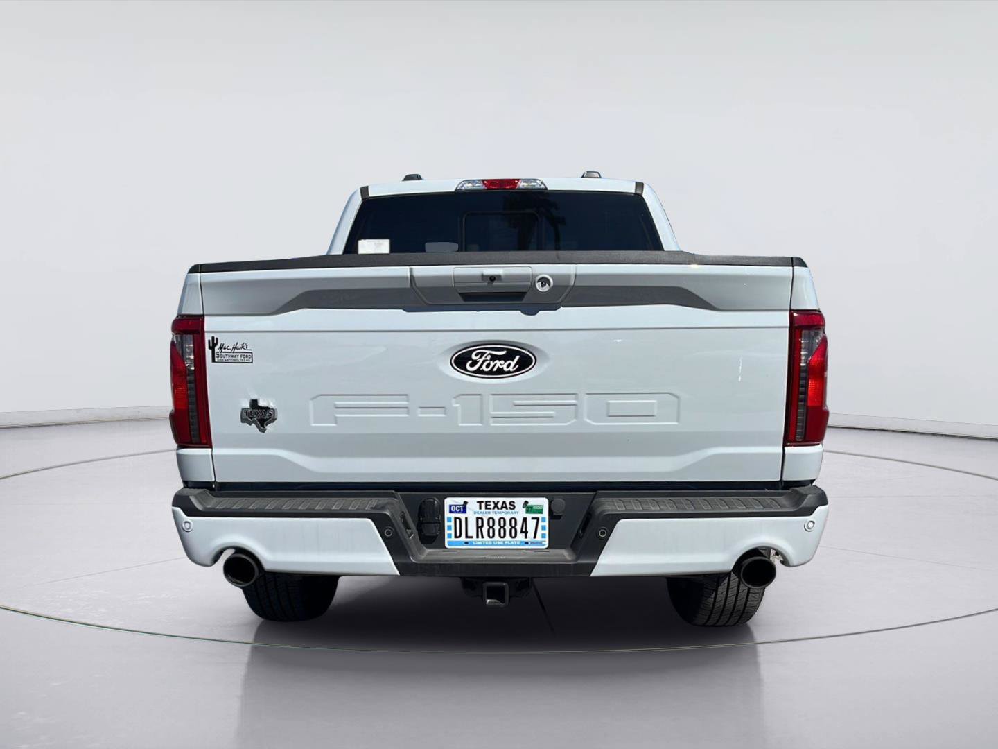Used 2026 Ford F150 XLT w/ Equipment Group 302A MID RWD image 4