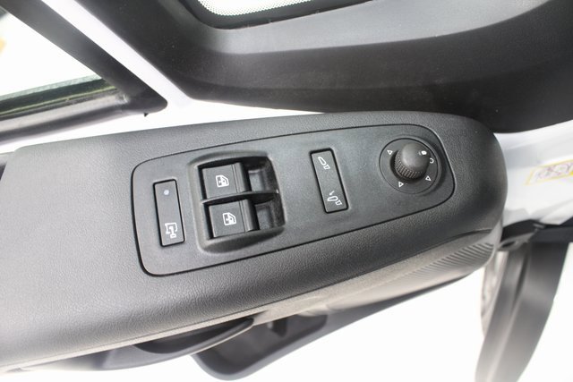 Used 2025 RAM ProMaster 2500 w/ Convenience Group image 14