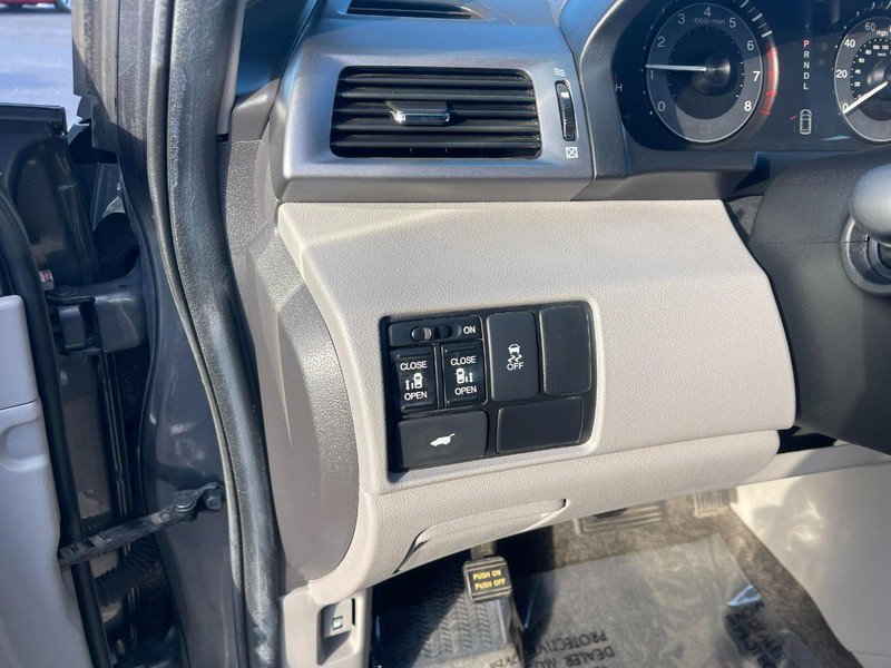 Used 2012 Honda Odyssey EX-L image 17