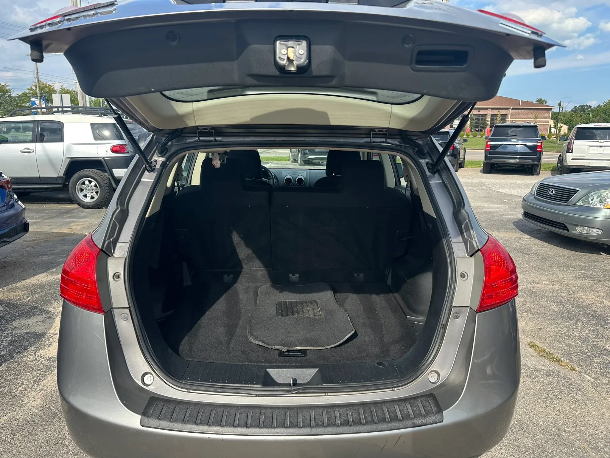 Used 2011 Nissan Rogue S FWD image 31