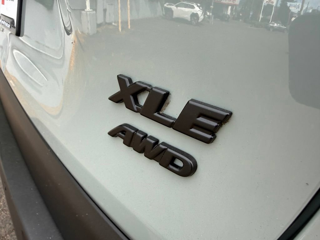 Certified 2023 Toyota RAV4 XLE Premium AWD/4WD image 8