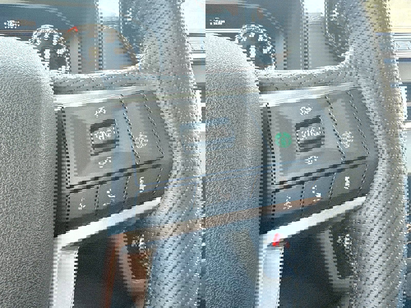 New 2025 Mitsubishi Outlander SEL image 48