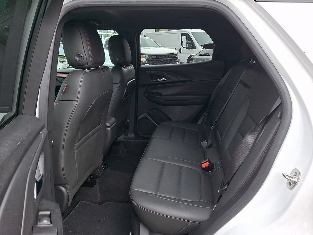 Used 2024 Chevrolet TrailBlazer RS w/ Convenience Package AWD/4WD image 10