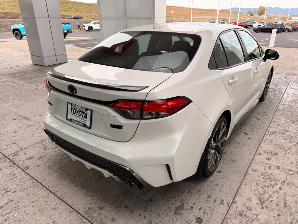 Used 2020 Toyota Corolla XSE image 9