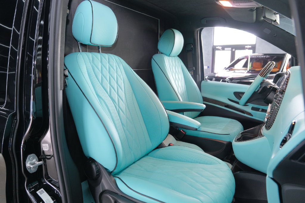 Used 2023 Mercedes-Benz Metris Passenger image 22