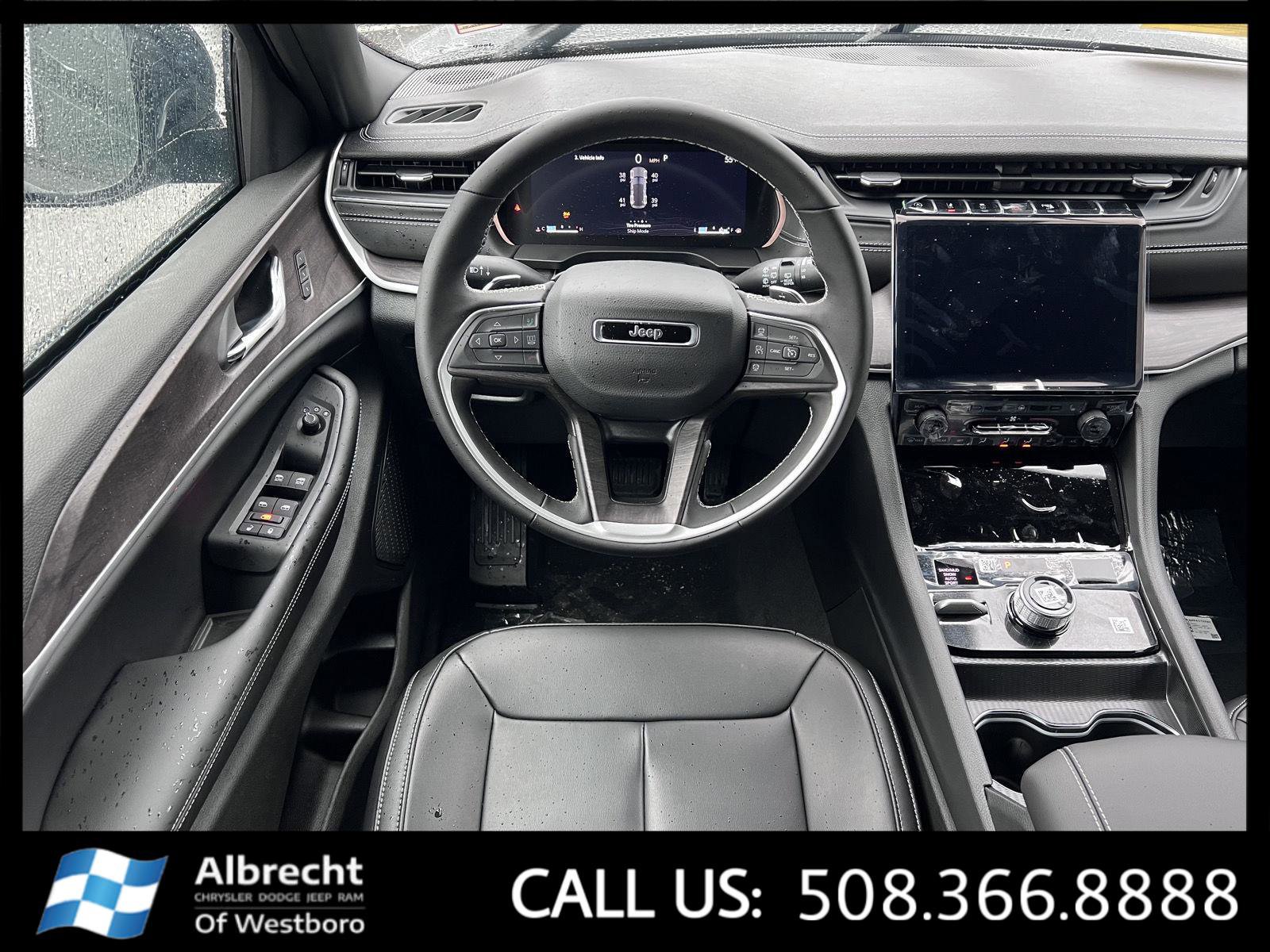 New 2025 Jeep Grand Cherokee Limited w/ Trailer Tow Package image 20