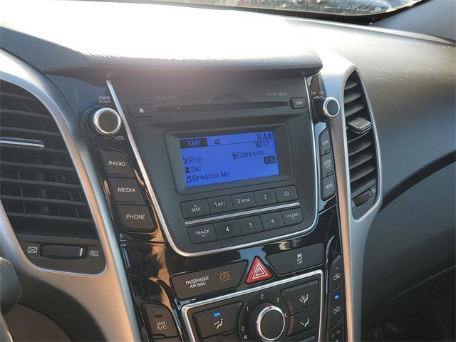 Used 2016 Hyundai Elantra GT w/ Option Group 02 image 19