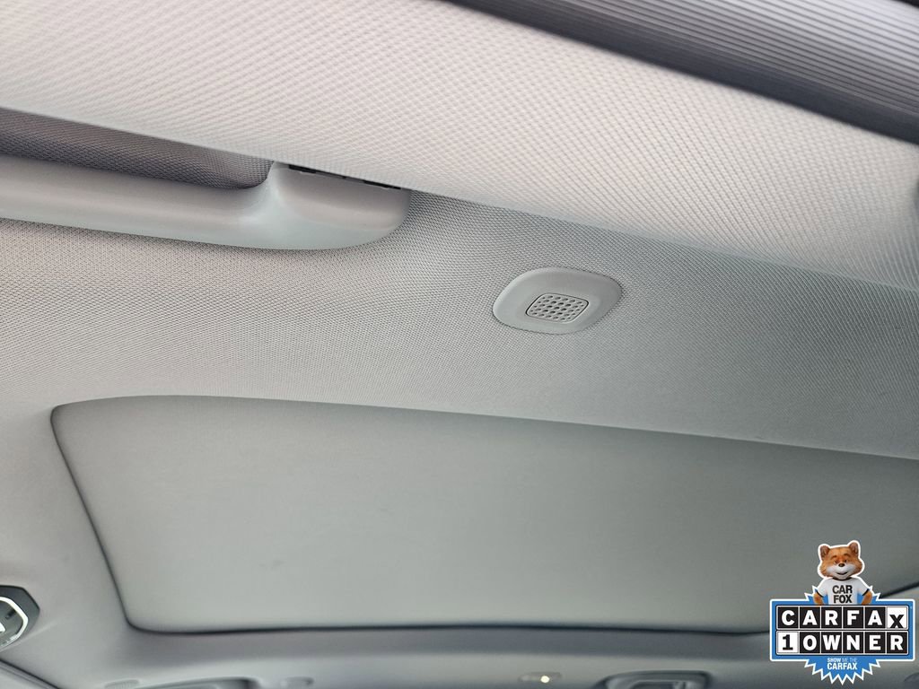 Used 2024 Jeep Grand Cherokee L Limited w/ Luxury Tech Group II image 32