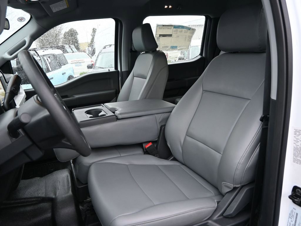 New 2026 Ford F550 4x4 Crew Cab image 10