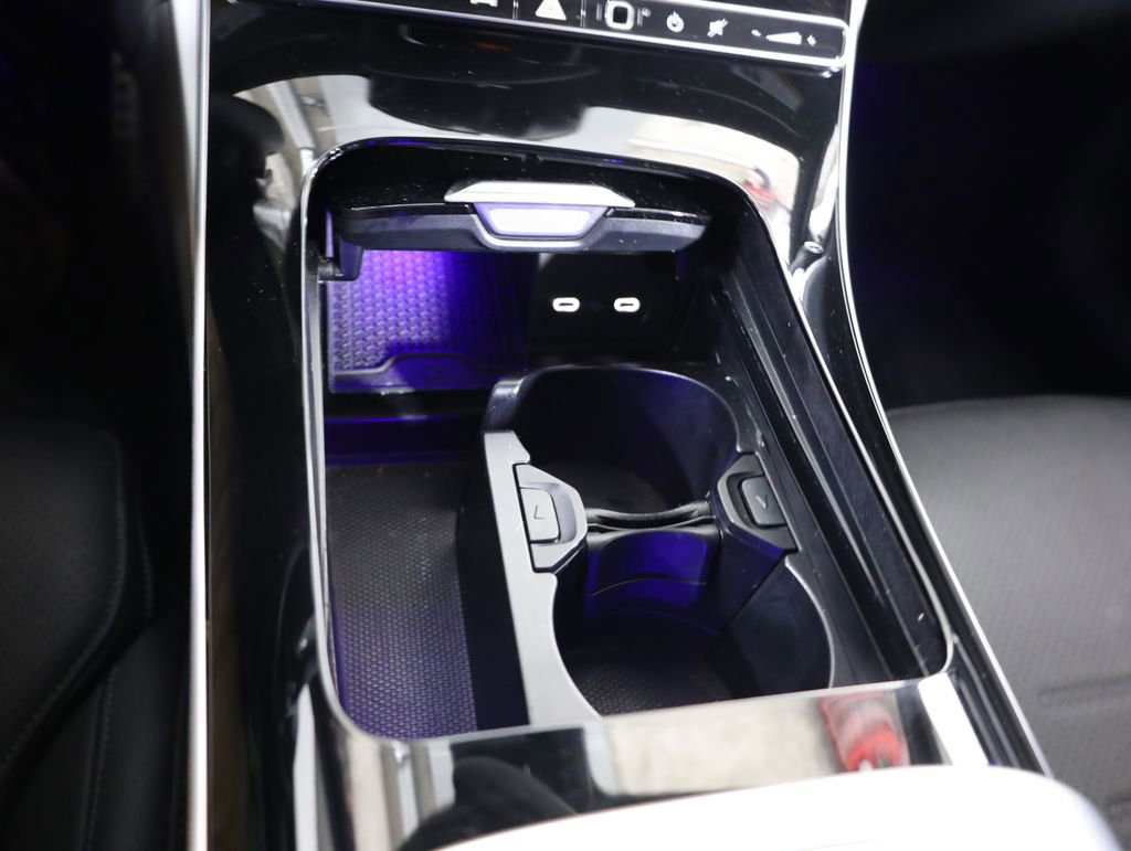 Certified 2025 Mercedes-Benz C 300 4MATIC Sedan image 17