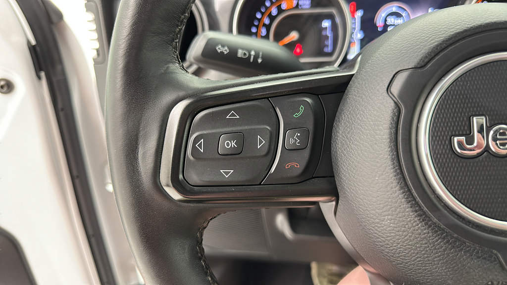 Used 2023 Jeep Wrangler Unlimited Sport AWD/4WD image 17