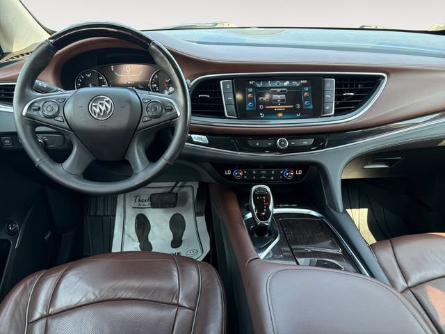 Used 2018 Buick Enclave Avenir AWD/4WD image 10
