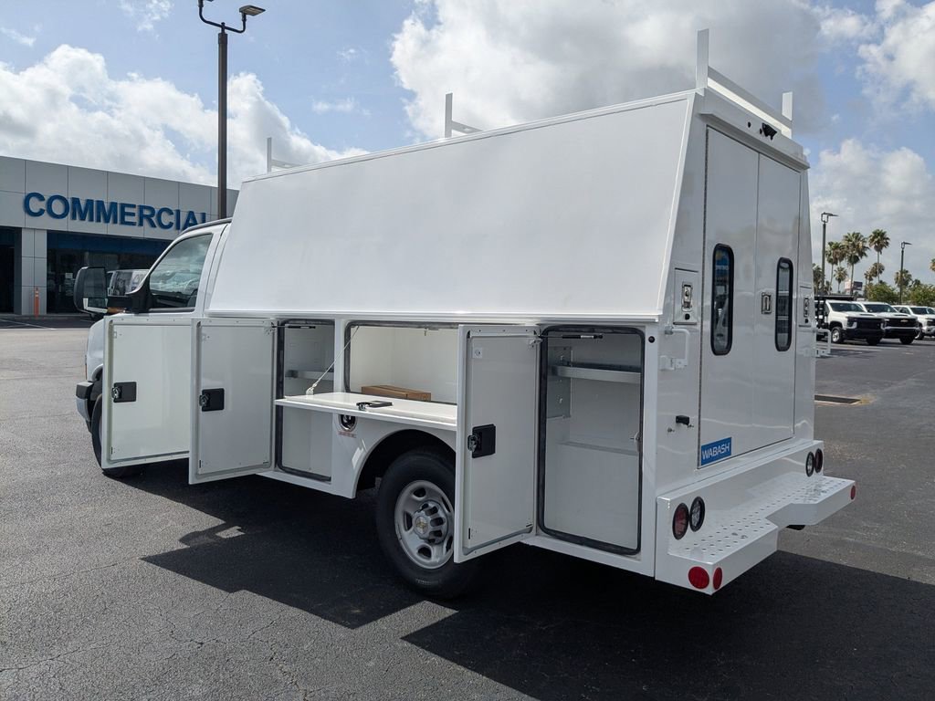 New 2025 Chevrolet Express 3500 w/ Power Convenience Package image 23
