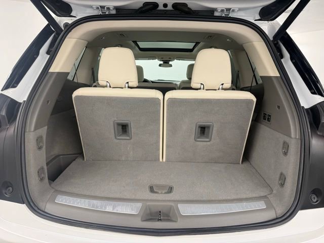 Used 2022 Cadillac XT6 Premium Luxury image 37