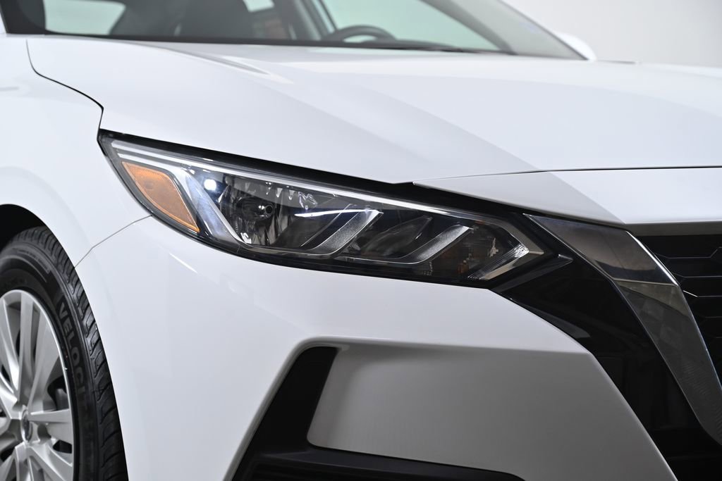 Certified 2023 Nissan Sentra S image 5