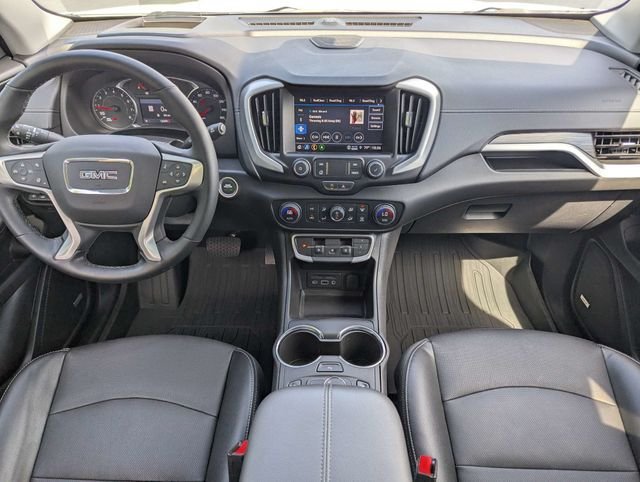 Used 2024 GMC Terrain SLT w/ Infotainment Package II FWD image 6