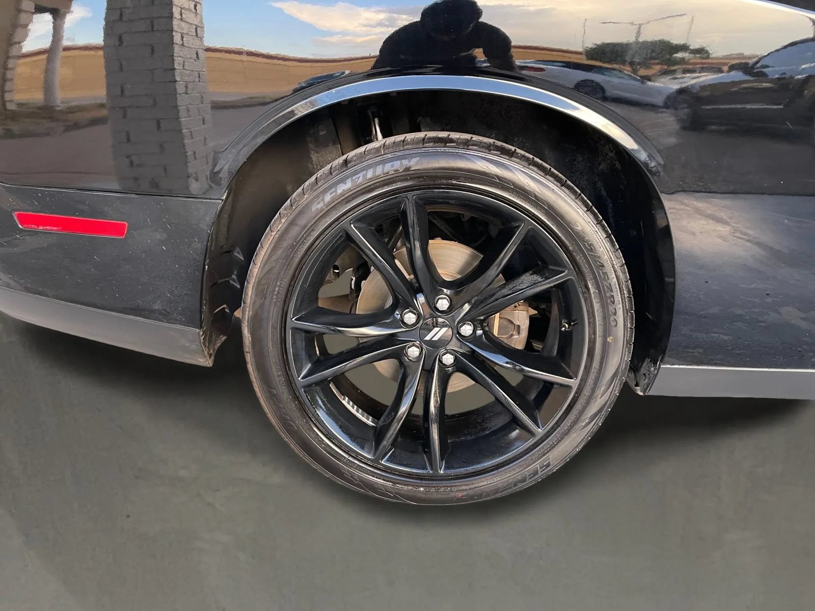 Used 2018 Dodge Challenger R/T w/ Blacktop Package RWD image 10