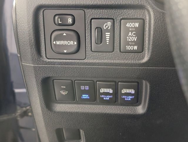 Used 2017 Toyota 4Runner SR5 Premium image 14