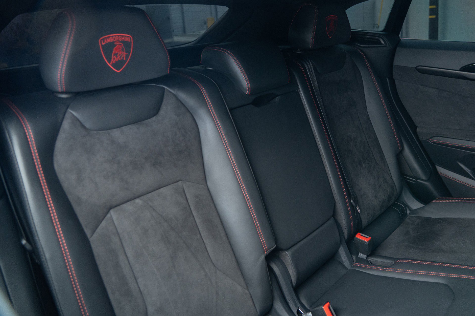 Used 2024 Lamborghini Urus S image 41