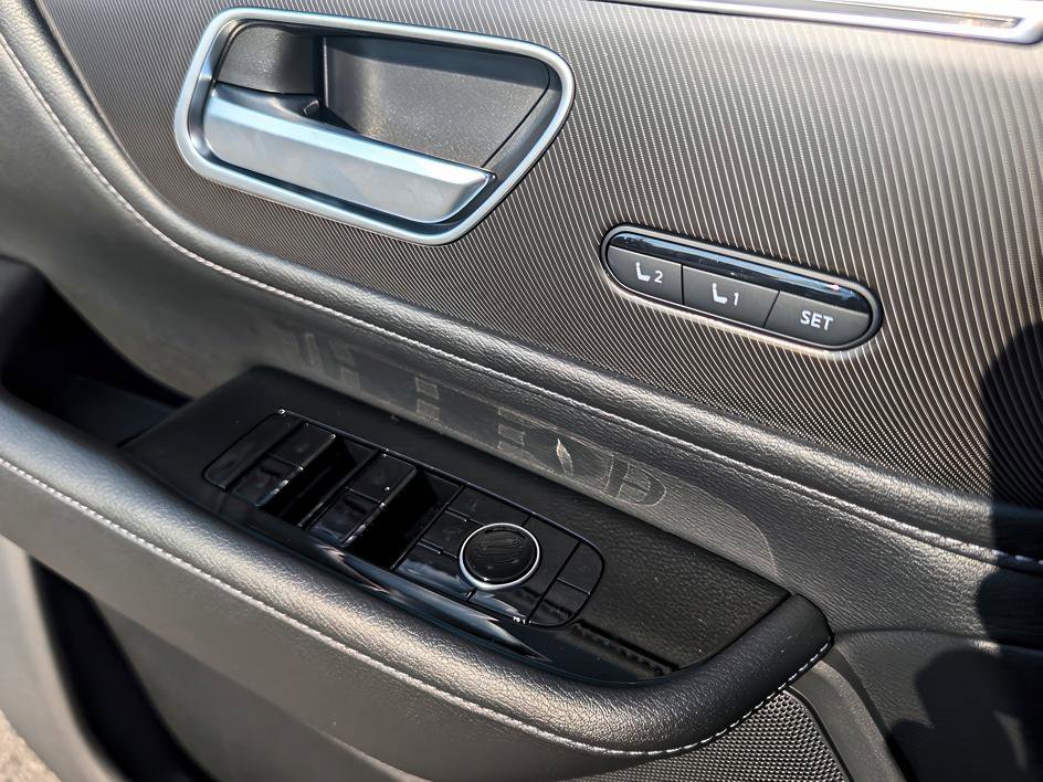 New 2026 INFINITI QX80 Pure image 10