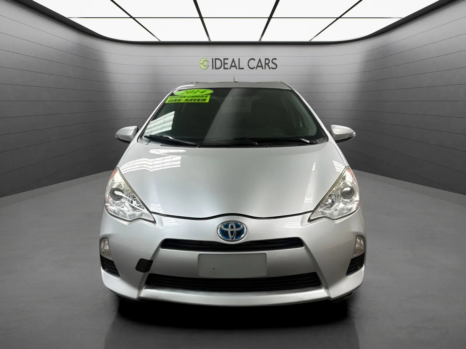 Used 2014 Toyota Prius C Three FWD image 2