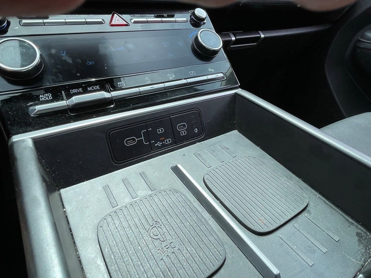 Used 2025 Hyundai Santa Fe SEL image 11