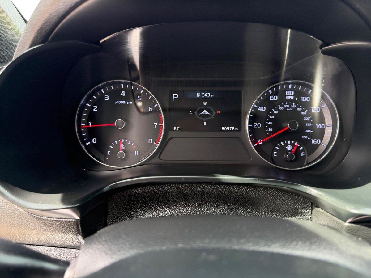 Used 2022 Kia Forte GT-Line w/ GT-Line Premium Package FWD image 16
