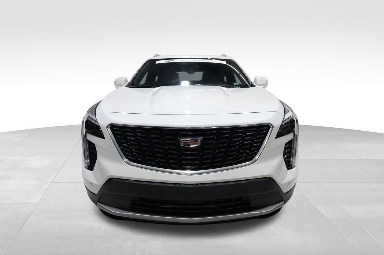 Certified 2023 Cadillac XT4 Premium Luxury w/ Cold Weather Package AWD/4WD image 7