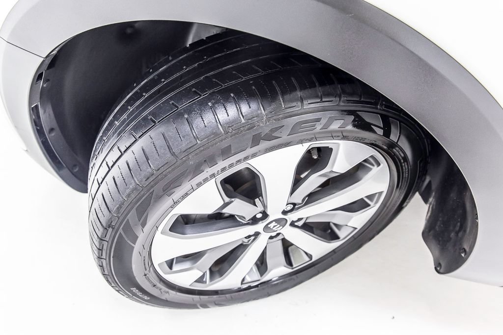 Used 2020 Kia Telluride EX w/ EX Premium Package FWD image 11