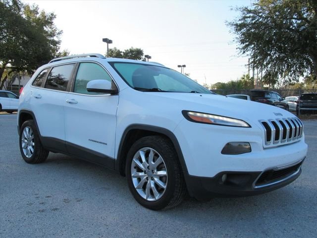 Used 2017 Jeep Cherokee Limited image 1