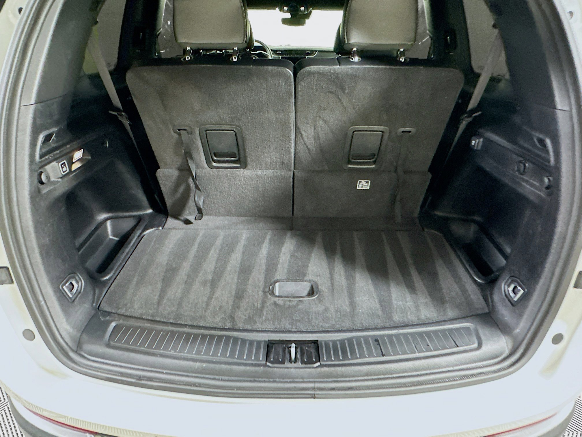 Used 2021 Jeep Grand Cherokee L Laredo RWD image 29
