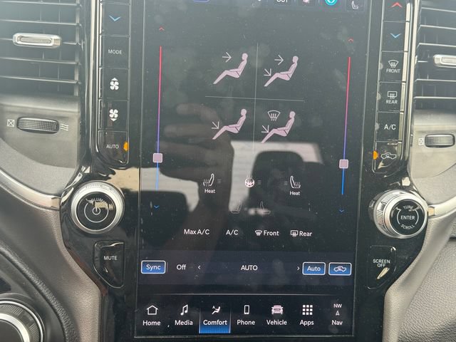 Used 2025 RAM 1500 Big Horn AWD/4WD image 27