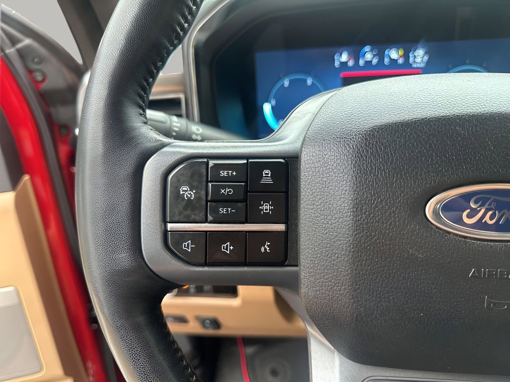 Used 2024 Ford F350 Lariat w/ Lariat Ultimate Package image 30