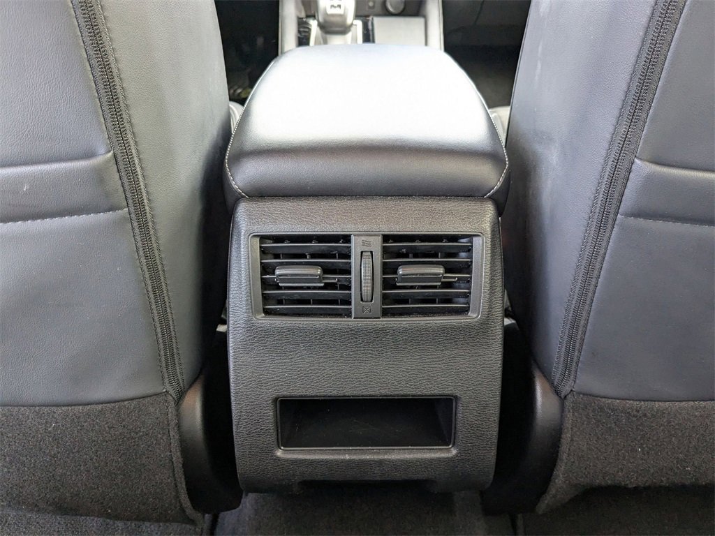 Used 2024 Mitsubishi Outlander SE image 33