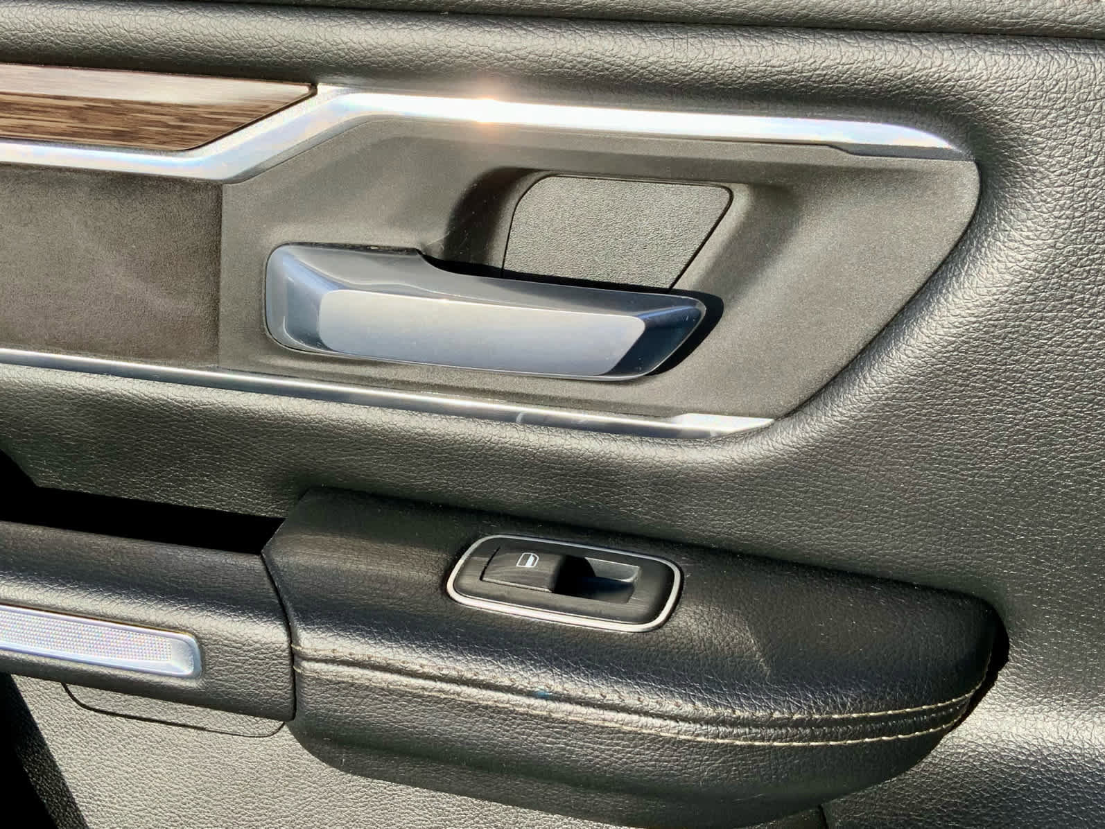 Used 2020 RAM 1500 Laramie w/ Off Road Group image 60