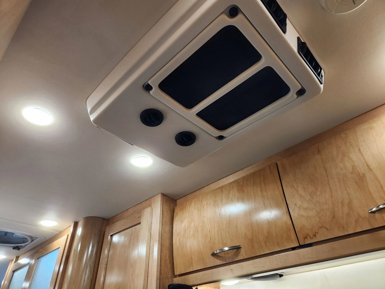 Used 2021 Mercedes-Benz Sprinter 3500 image 15