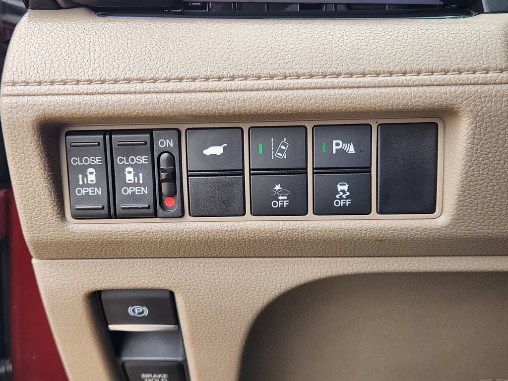 Used 2018 Honda Odyssey Elite image 22