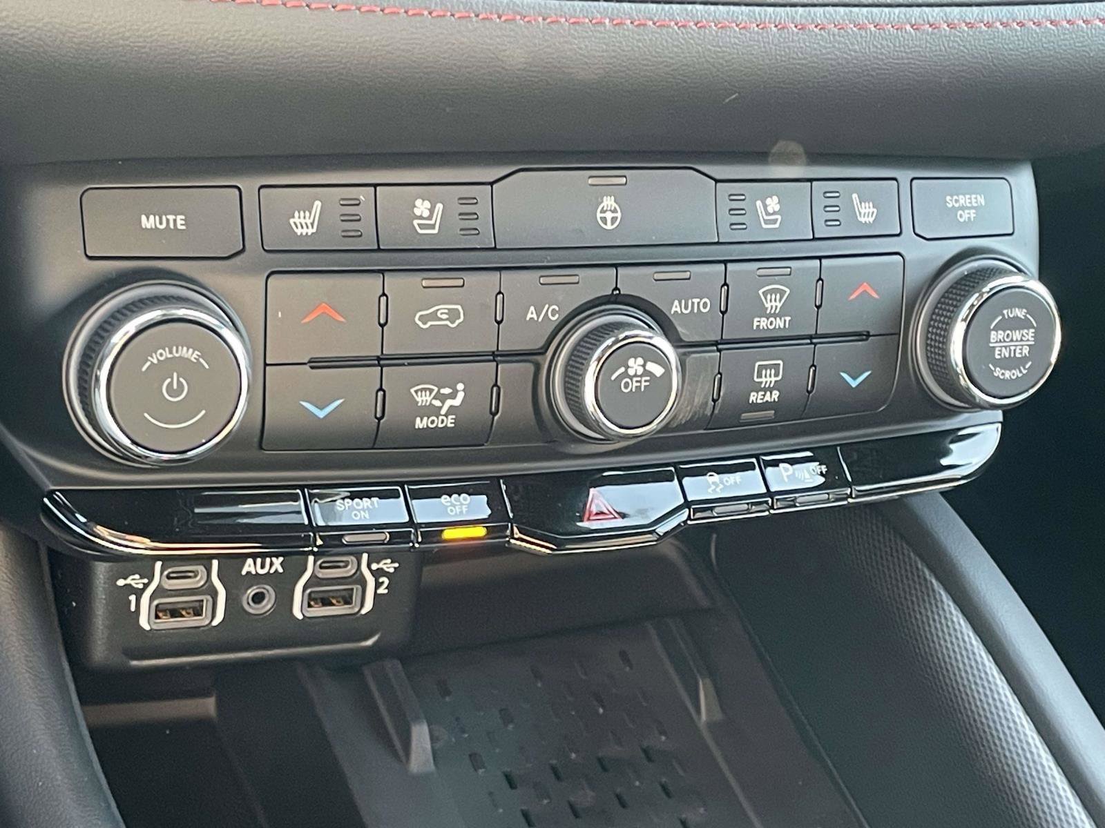 New 2025 Dodge Durango R/T image 5