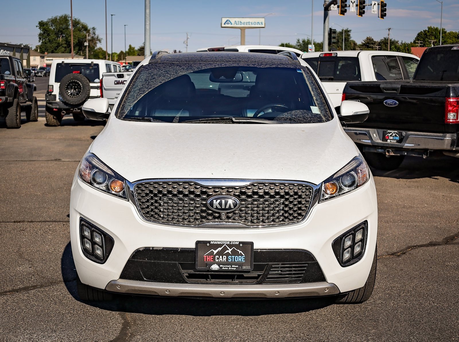 Used 2017 Kia Sorento SX image 2