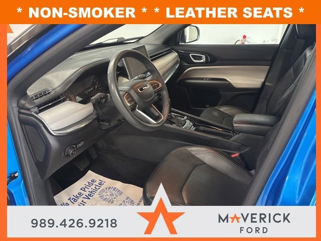 Used 2023 Jeep Compass Limited AWD/4WD image 8
