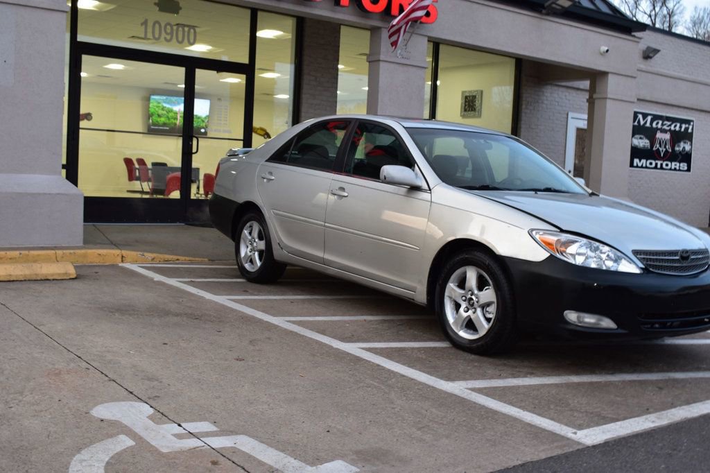 Used 2002 Toyota Camry LE image 9