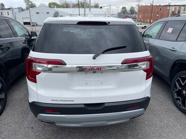 Used 2023 GMC Acadia SLT w/ Preferred Package image 5