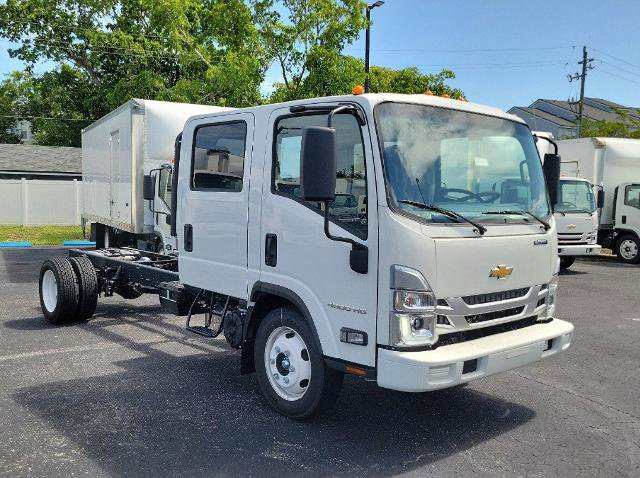 New 2025 Chevrolet Low Cab Forward RWD image 24