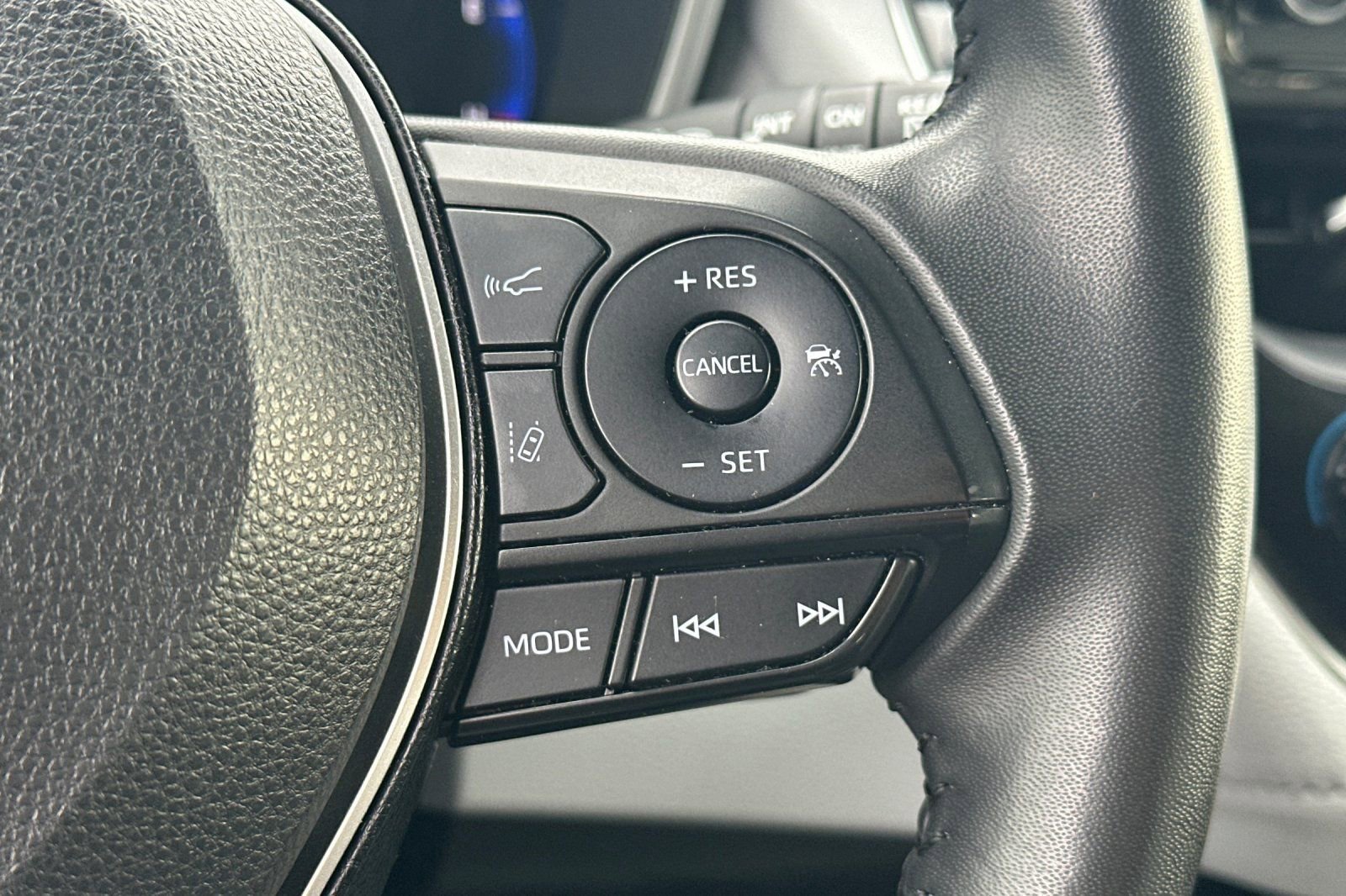 Used 2022 Toyota Corolla XSE w/ XSE Preferred Package image 38