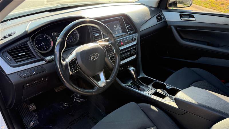 Used 2018 Hyundai Sonata SEL FWD image 12